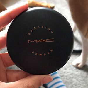 Mac bronzer